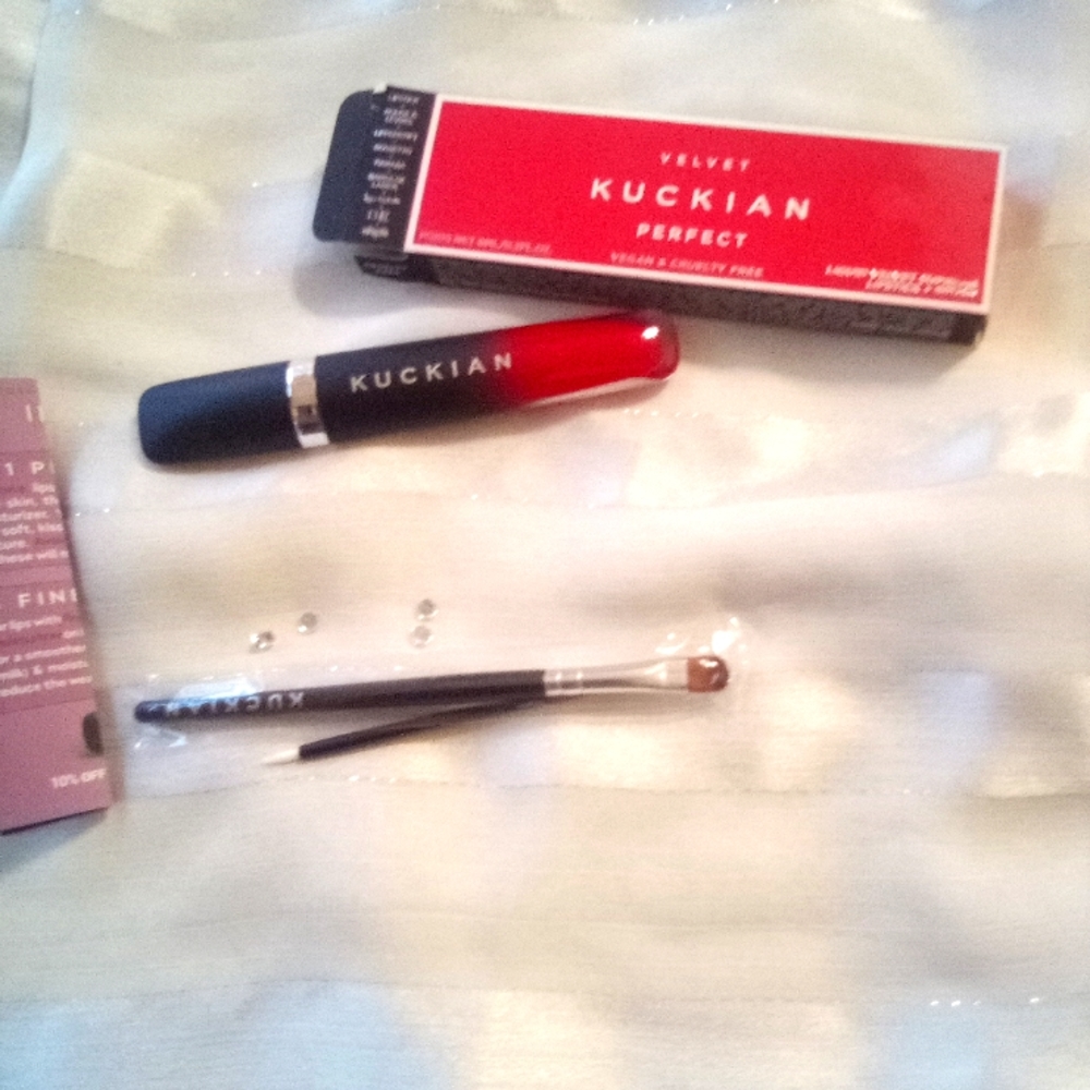 KUCKIAN Velvet Perfect liquid lipstick